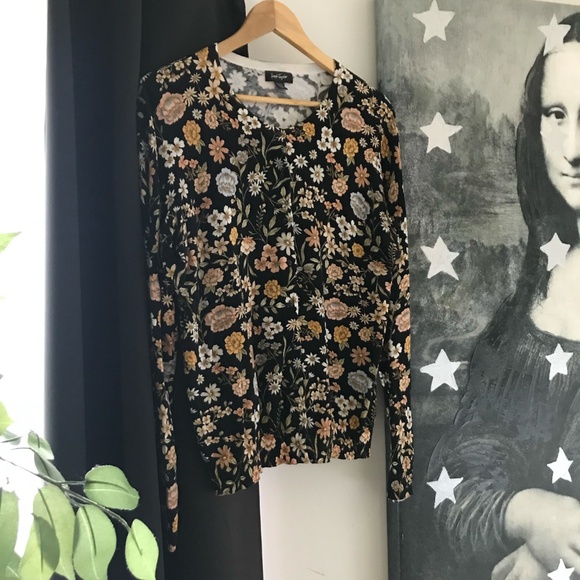 NWT SWEATER SET - Picture 6 of 9